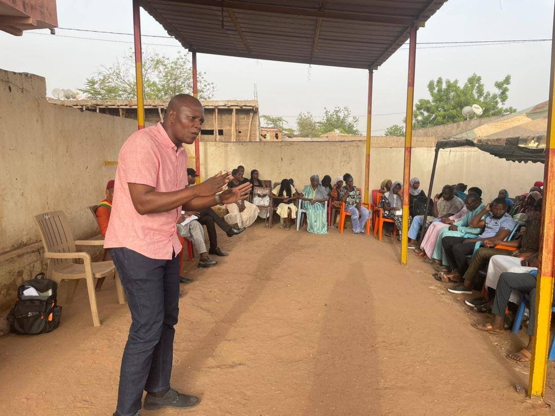 Apprendre, s’engager, faire avancer le Mali.